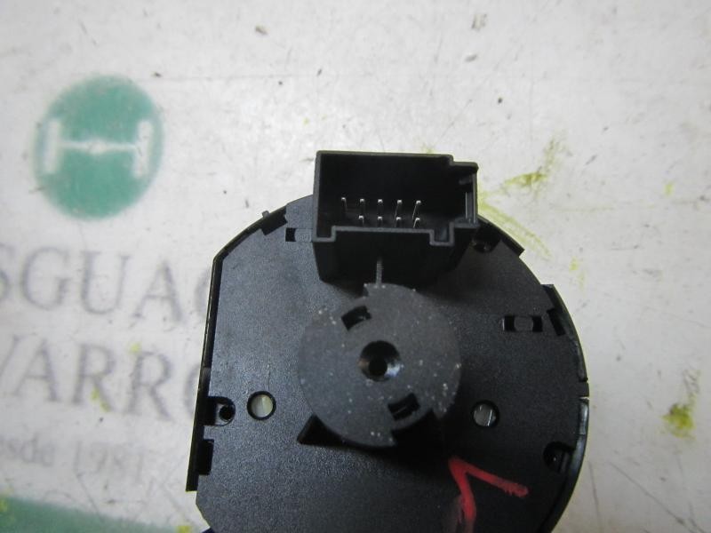 Recambio de mando luces para volkswagen golf v berlina (1k1) highline referencia OEM IAM   