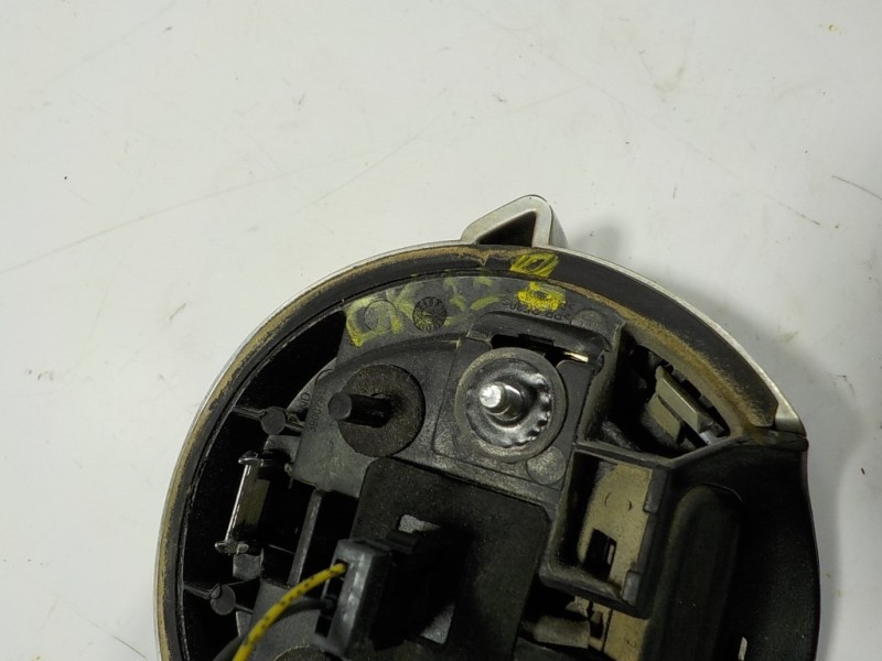 Recambio de maneta porton para opel corsa e 1.4 referencia OEM IAM 13401592 563697283 