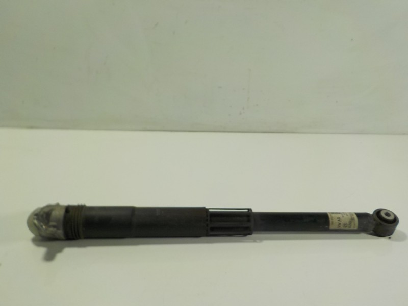 Recambio de amortiguador trasero derecho para seat leon (kl1) 1.0 tsi referencia OEM IAM 5WA513049P 5WA512013AQ 