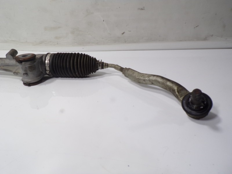 Recambio de cremallera direccion para toyota aygo 1.0 vvti referencia OEM IAM 455000H080  