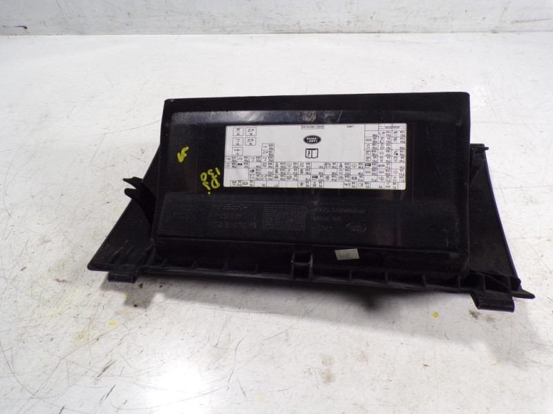 Recambio de guantera para land rover discovery 4 tdv6 se referencia OEM IAM LR013453  