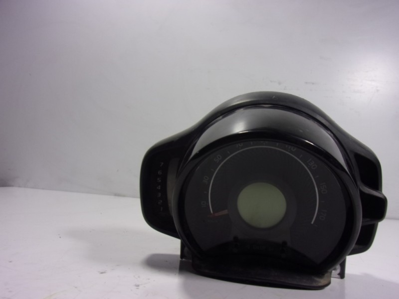 Recambio de cuadro instrumentos para toyota aygo 1.0 vvti referencia OEM IAM 838000H571 7691673300 