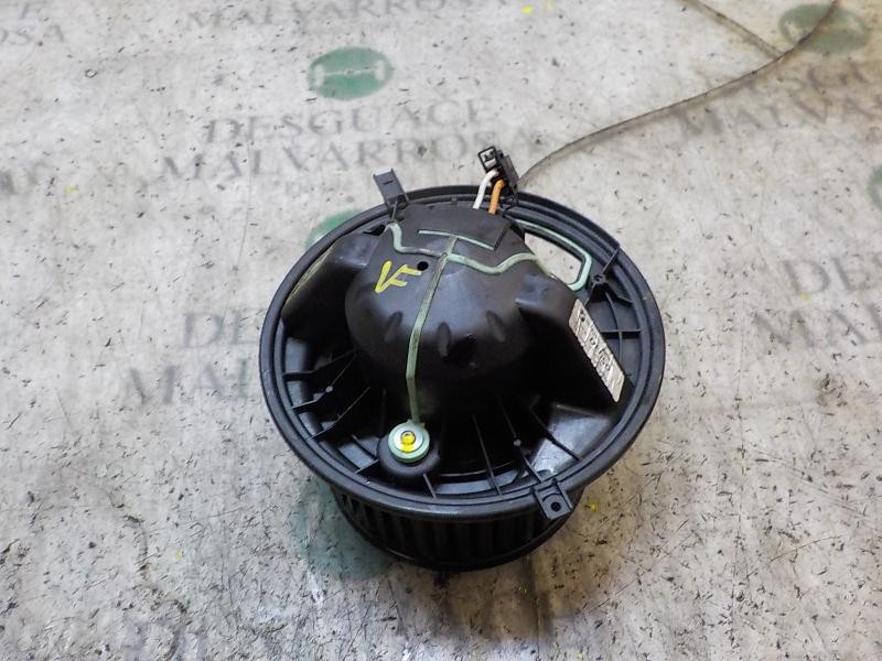 Recambio de motor calefaccion para bmw serie 3 berlina (e90) 320d referencia OEM IAM 64119227671 CZ1163600382 CZ1163600382