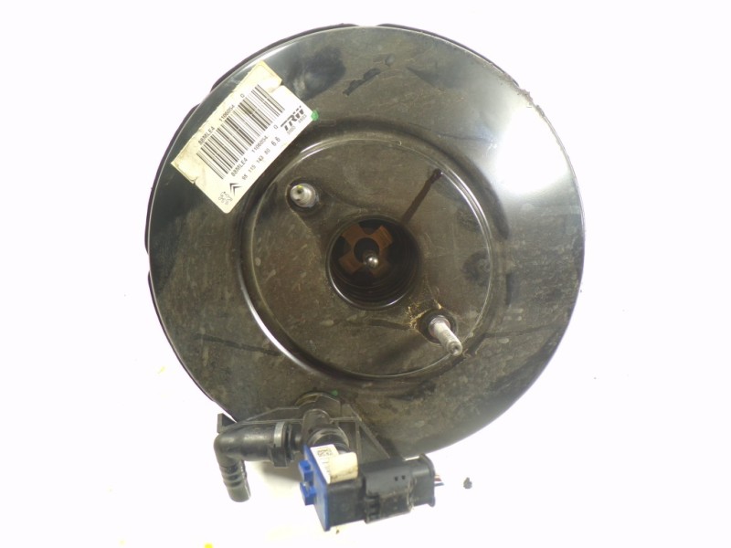 Recambio de servofreno para peugeot 208 1.2 12v e-vti referencia OEM IAM 1609894980 9811514380 310D4903