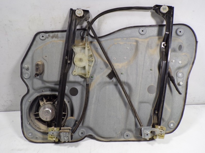 Recambio de elevalunas delantero izquierdo para volkswagen caddy ka/kb (2c) 2.0 tdi referencia OEM IAM 2K2837729M 2K1837751KR2 