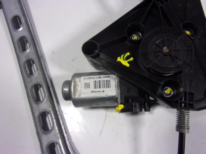 Recambio de elevalunas delantero izquierdo para toyota aygo 1.0 vvti referencia OEM IAM 698200H031 402663A090221 