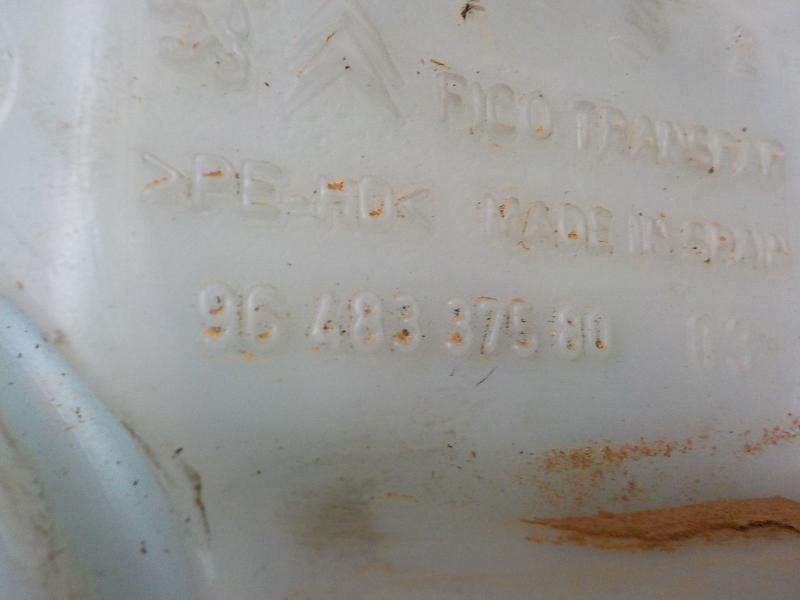 Recambio de deposito limpia para peugeot 207 1.4 referencia OEM IAM   