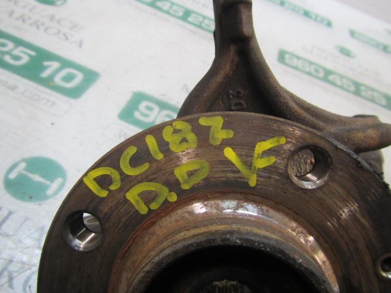 Recambio de mangueta delantera derecha para peugeot 207 1.4 referencia OEM IAM   