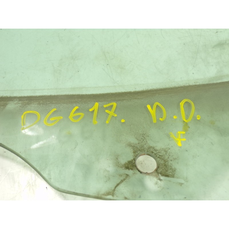 Recambio de cristal puerta delantero derecho para ford transit courier 1.5 tdci cat referencia OEM IAM 1857497  