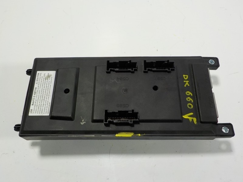 Recambio de caja reles / fusibles para land rover evoque 2.2 td4 cat referencia OEM IAM  EJ3214F041AD 1274740961