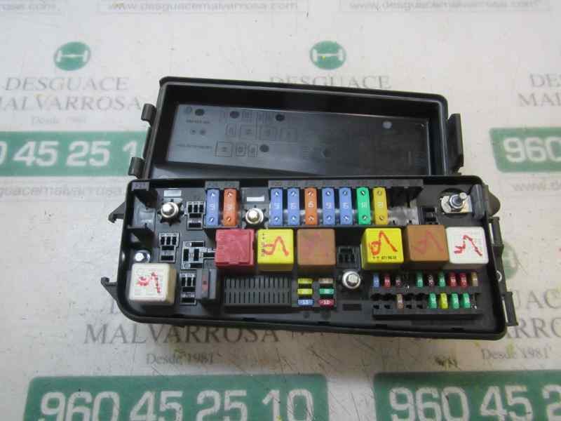 Recambio de caja reles / fusibles para opel vectra c berlina 1.9 cdti referencia OEM IAM   