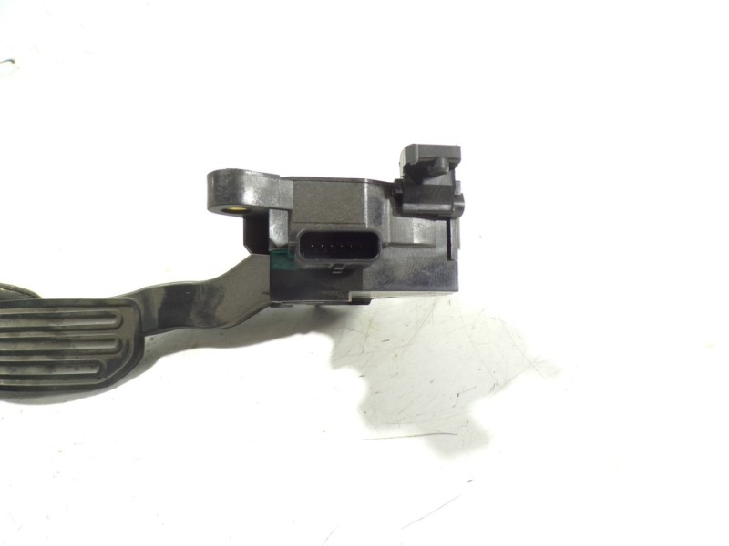 Recambio de potenciometro pedal para nissan micra (k13) 1.2 cat referencia OEM IAM 180021HM0B 180021HM0B 9317013C