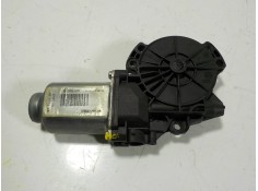 Recambio de motor elevalunas delantero derecho para kia sportage 1.7 crdi cat referencia OEM IAM 826653W000 402390B  2