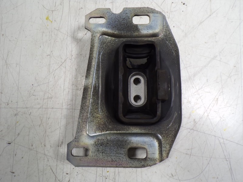 Recambio de soporte cambio para toyota proace city 1.2 12v referencia OEM IAM  9673768480C 