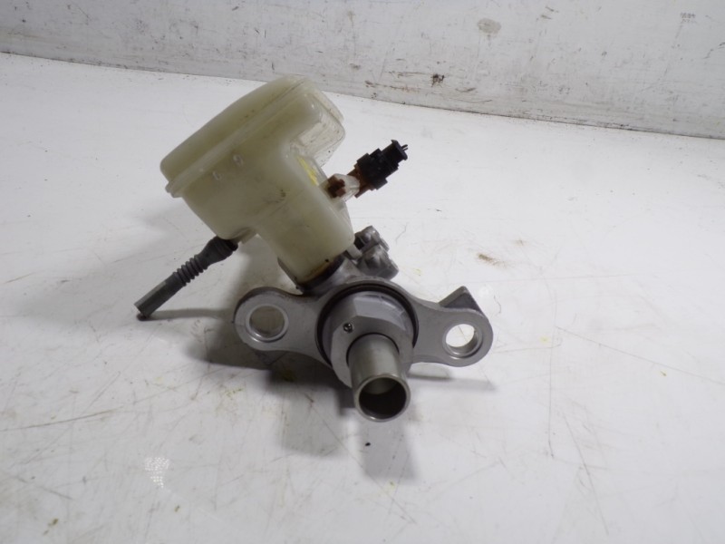 Recambio de bomba freno para opel astra k lim. 5türig 1.4 16v sidi turbo referencia OEM IAM 13486143  