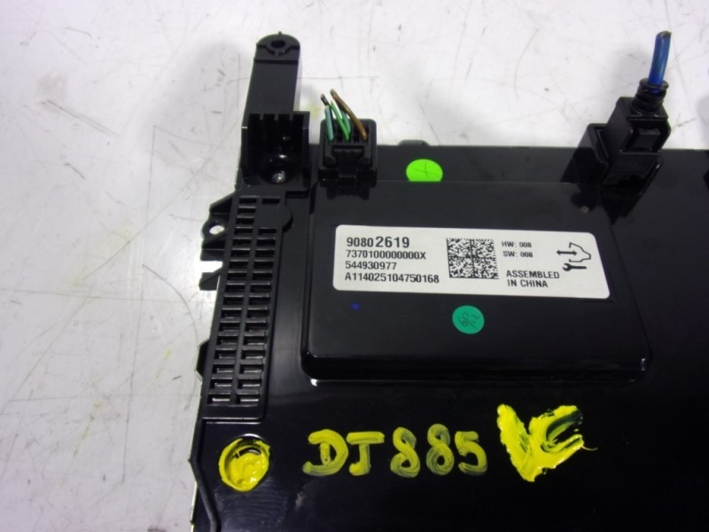 Recambio de pantalla multifuncion para opel insignia berlina 2.0 cdti cat referencia OEM IAM 90802619 90802619 