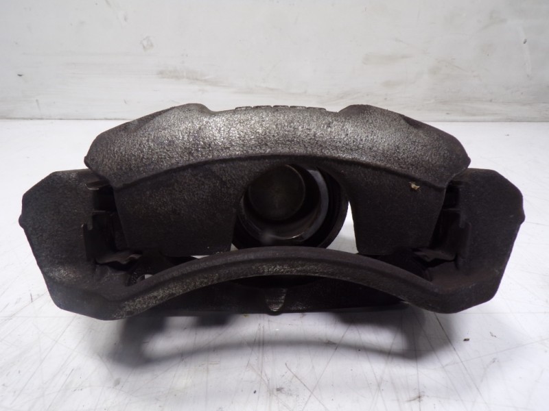 Recambio de pinza freno delantera derecha para toyota aygo 1.0 vvti referencia OEM IAM 477300H010  