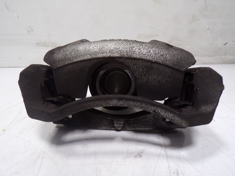Recambio de pinza freno delantera izquierda para toyota aygo 1.0 vvti referencia OEM IAM 477500H010  