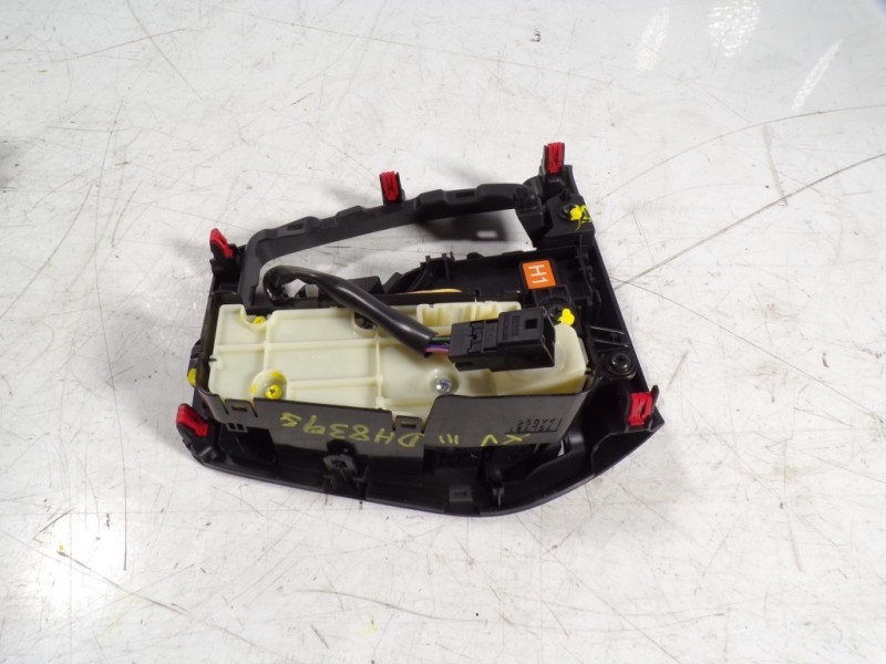 Recambio de modulo electronico para toyota rav4 hybrid 4x2 advance referencia OEM IAM 3597842050  