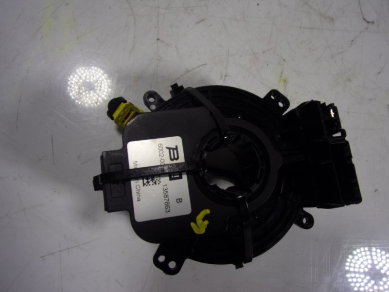 Recambio de anillo airbag para opel astra j lim. 1.6 cdti dpf referencia OEM IAM 22914039 13587663 