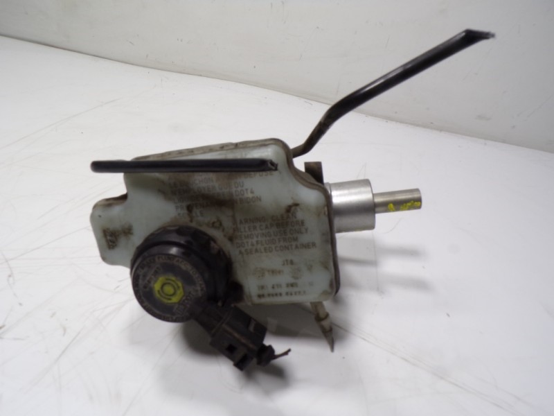 Recambio de bomba freno para volkswagen caddy furgón/kombi 2.0 tdi referencia OEM IAM 1K1614019K 1K1611301 