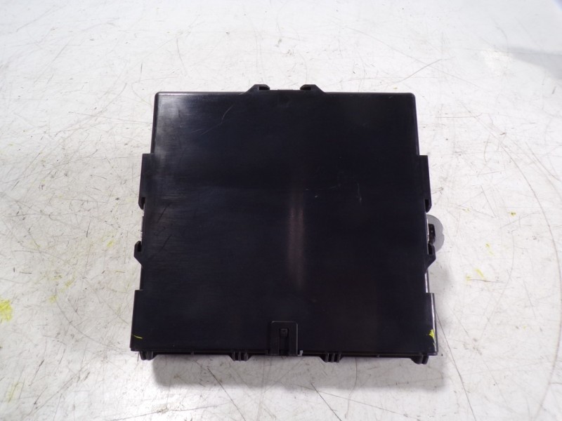 Recambio de modulo electronico para toyota rav4 hybrid 4x2 advance referencia OEM IAM 8998042400 8998142350 2190007570