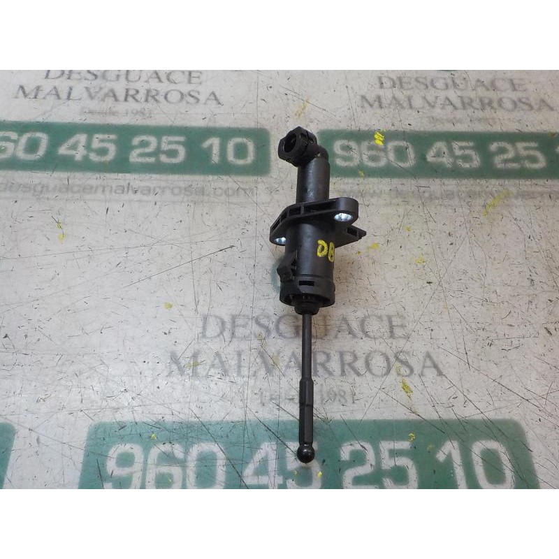 Recambio de bomba embrague para skoda fabia (5j2 ) young referencia OEM IAM 6Q0721388D 6Q0721388E 