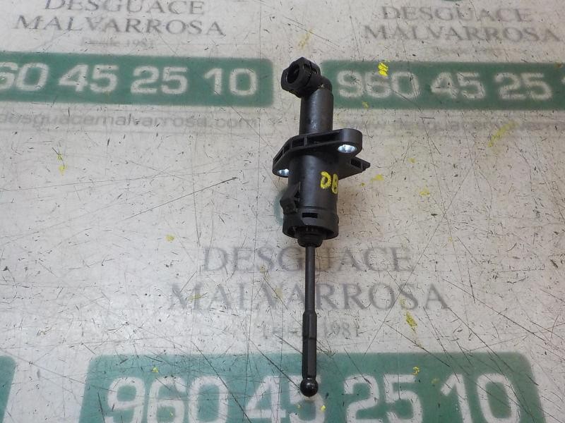 Recambio de bomba embrague para skoda fabia (5j2 ) young referencia OEM IAM 6Q0721388D 6Q0721388E 