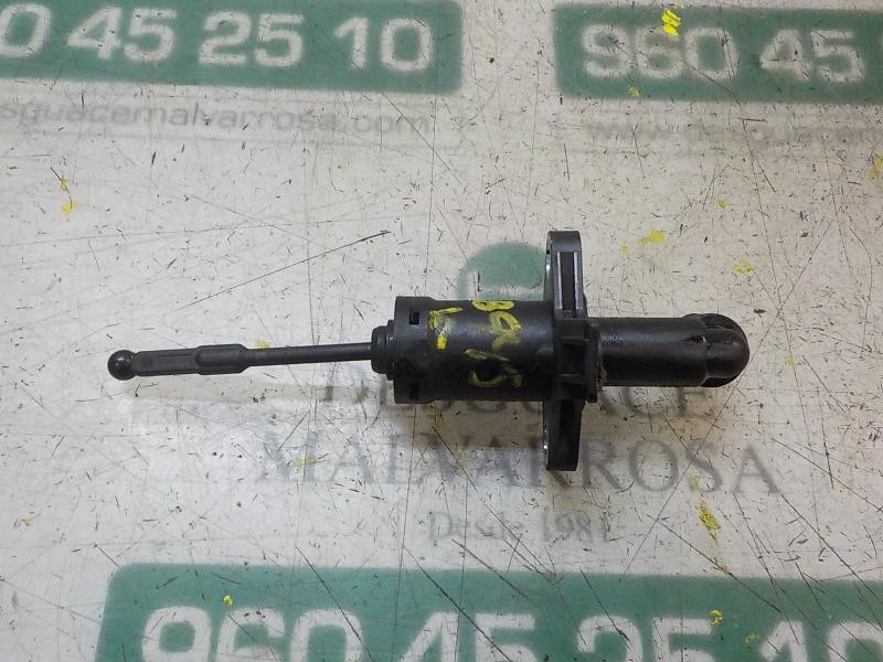 Recambio de bomba embrague para skoda fabia (5j2 ) young referencia OEM IAM 6Q0721388D 6Q0721388E 