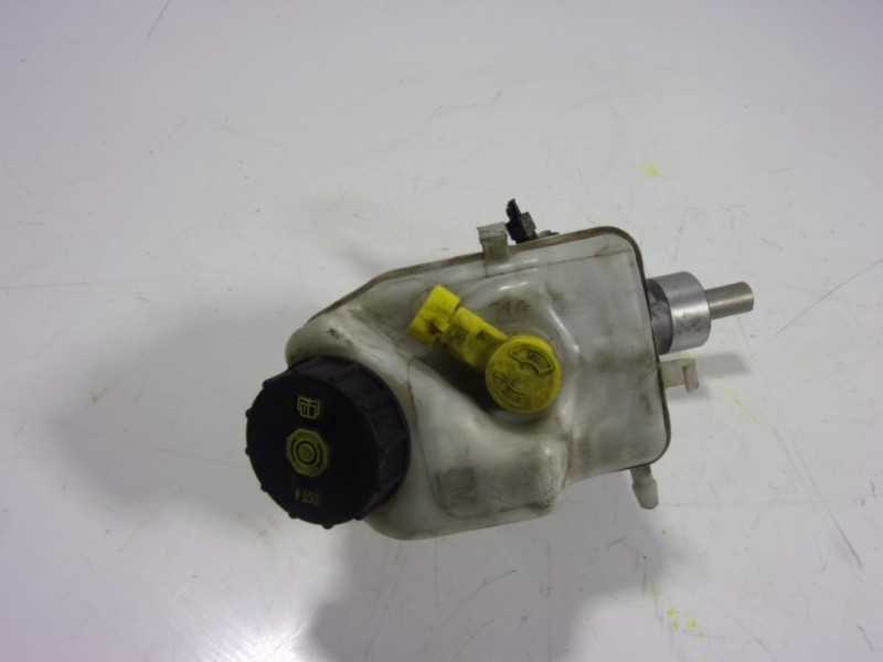 Recambio de bomba freno para opel astra j lim. 1.6 cdti dpf referencia OEM IAM 13286445  