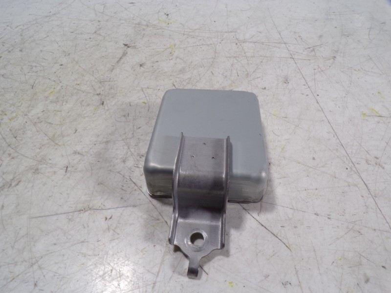 Recambio de modulo electronico para toyota rav4 hybrid 4x2 advance referencia OEM IAM 8657242051 8657242051 1669001230