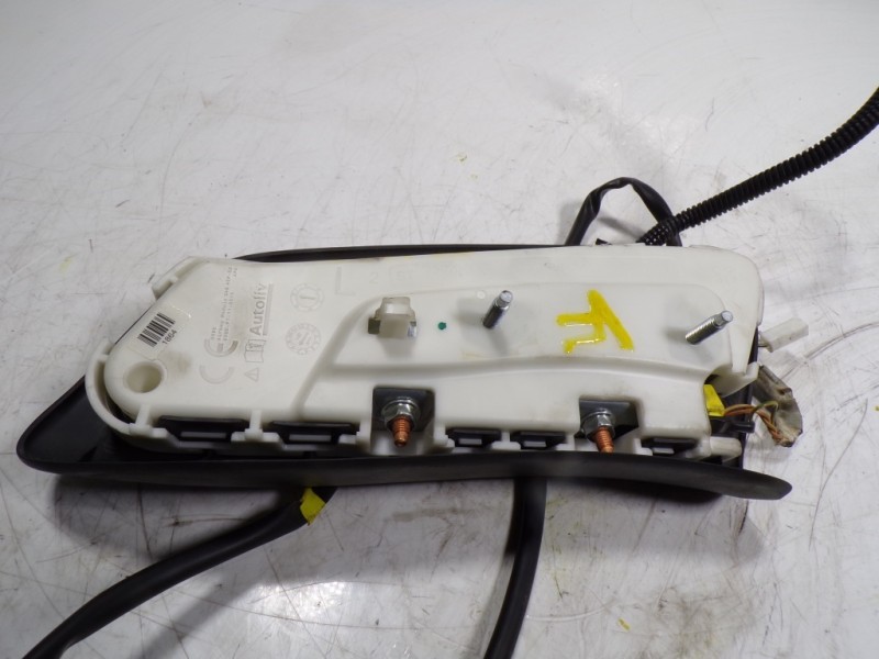 Recambio de airbag lateral delantero izquierdo para peugeot 108 1.2 12v vti referencia OEM IAM B0007398ZD 621366300F 621366300F