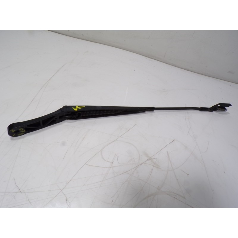 Recambio de brazo limpia delantero izquierdo para volkswagen caddy furgón/kombi 2.0 tdi referencia OEM IAM 2K1955409B  