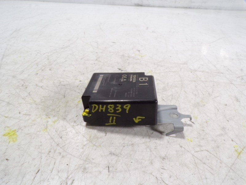 Recambio de modulo electronico para toyota rav4 hybrid 4x2 advance referencia OEM IAM 897B042110 897B042110 61G088000