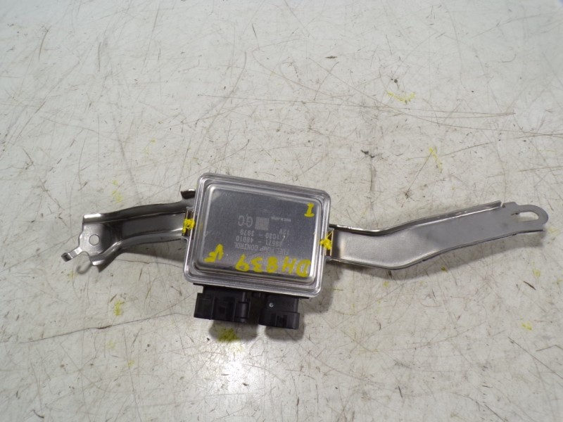 Recambio de modulo electronico para toyota rav4 hybrid 4x2 advance referencia OEM IAM 8957112010 8957148010 