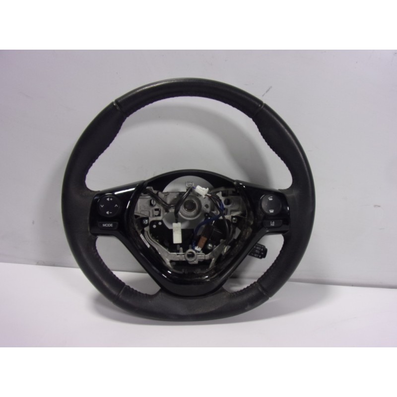 Recambio de volante para toyota aygo 1.0 vvti referencia OEM IAM 451000H060B1  