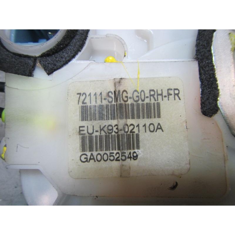 Recambio de cerradura puerta delantera derecha para honda civic berlina (fn) 2.2 ctdi referencia OEM IAM 72110SMGG04 72111SMGG0R