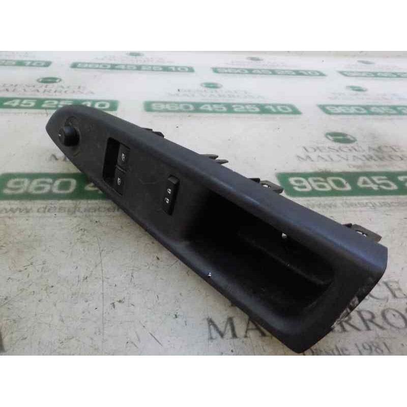 Recambio de mando elevalunas delantero izquierdo para opel karl 1.0 12v referencia OEM IAM 95407141  