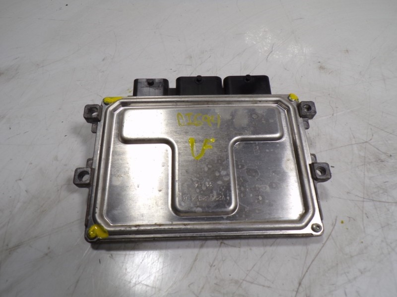 Recambio de centralita motor uce para peugeot 108 1.2 12v vti referencia OEM IAM 9691682380 89661YV020 142560695