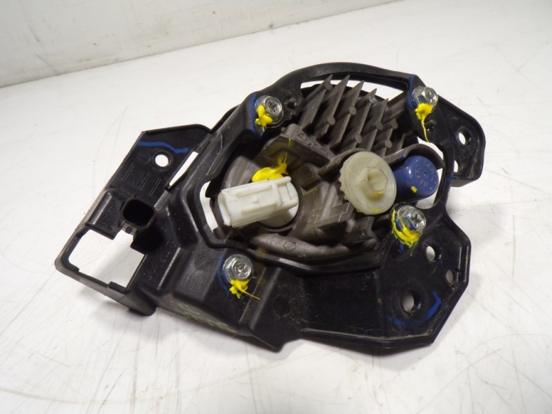 Recambio de faro antiniebla derecho para mazda 3 lim. () origin referencia OEM IAM   