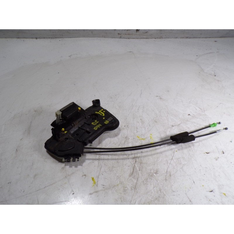 Recambio de cerradura puerta delantera derecha para peugeot 108 1.2 12v vti referencia OEM IAM B000961880  