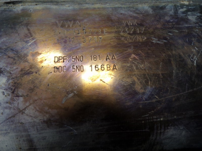 Recambio de filtro de particulas para volkswagen caddy furgón/kombi 2.0 tdi referencia OEM IAM 1K0254707PX 5N0131723E 