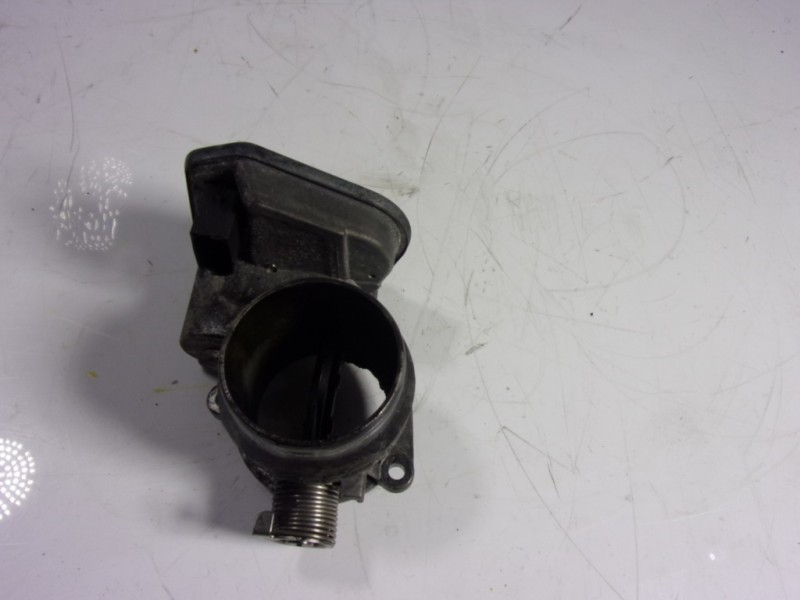 Recambio de caja mariposa para bmw serie 3 berlina (e90) 320d referencia OEM IAM  780437301 