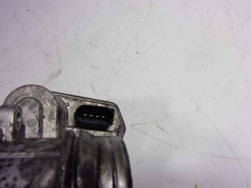 Recambio de caja mariposa para bmw serie 3 berlina (e90) 320d referencia OEM IAM  780437301 