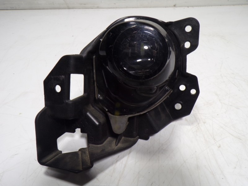 Recambio de faro antiniebla izquierdo para mazda 3 lim. () origin referencia OEM IAM   