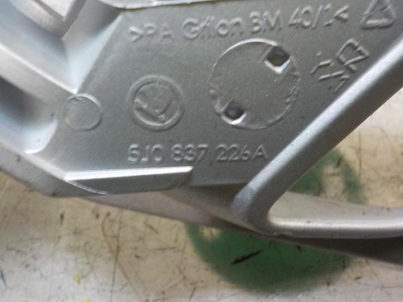 Recambio de maneta interior delantera derecha para skoda fabia (5j2 ) young referencia OEM IAM 5J0837226A2AU 5J0837226A 