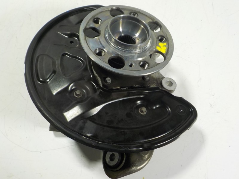 Recambio de mangueta trasera izquierda para mercedes-benz clase glc (w253) 2.0 cgi cat referencia OEM IAM A2133503105  