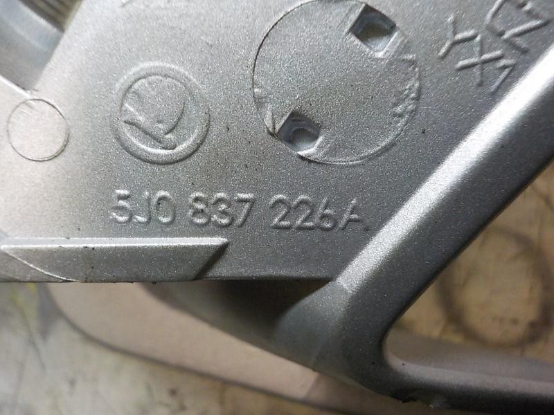 Recambio de maneta interior trasera derecha para skoda fabia (5j2 ) young referencia OEM IAM 5J0837226A2AU 5J0837226A 