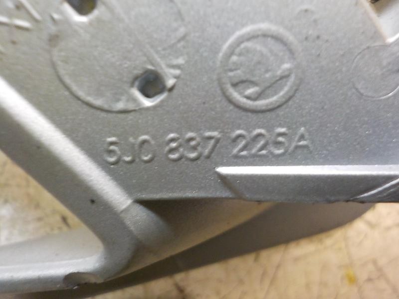 Recambio de maneta interior trasera izquierda para skoda fabia (5j2 ) young referencia OEM IAM 5J0837225A2AU 5J0837225A 