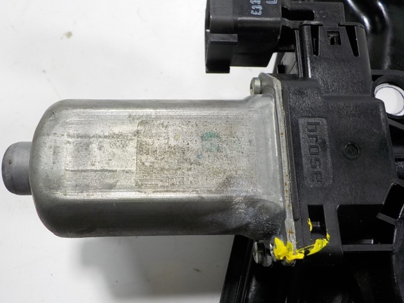 Recambio de elevalunas trasero derecho para land rover evoque 2.2 td4 cat referencia OEM IAM LR046660 BJ3227000 